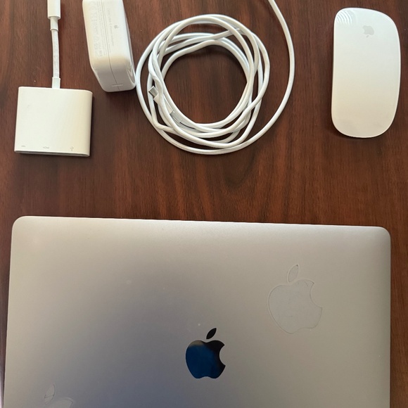 MacBook Air M1 2020 256GB 8GB RAM